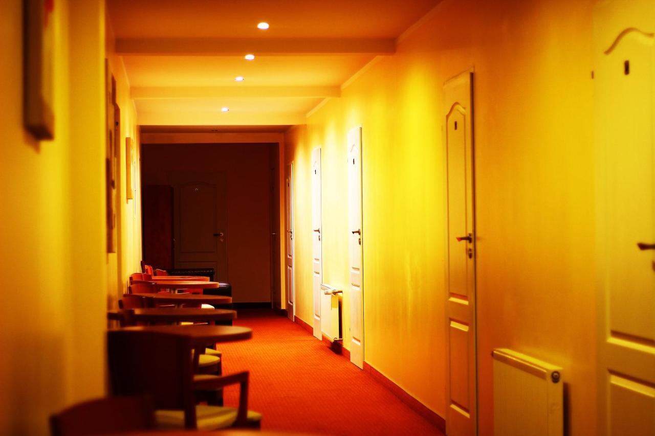 ジャリ Kardamon Bed & Breakfast エクステリア 写真
